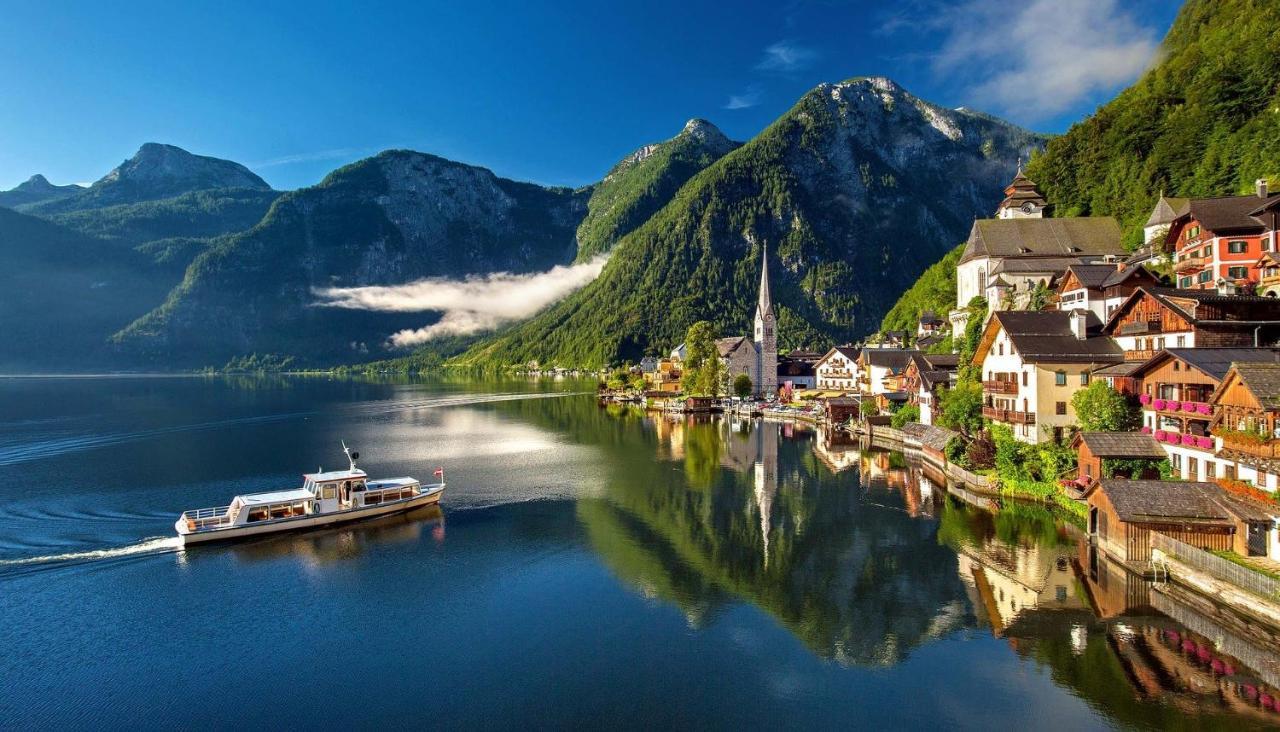 Haus Am Hof - 15Th Century House At The Lake, Near The Marketplace, With A Balcony Hallstatt Extérieur photo