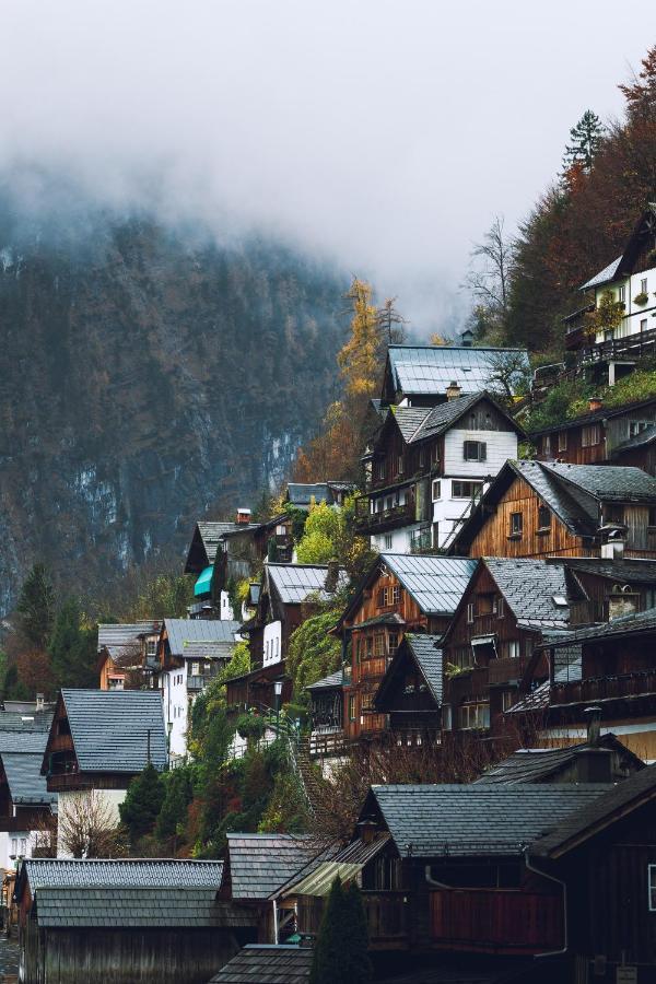 Haus Am Hof - 15Th Century House At The Lake, Near The Marketplace, With A Balcony Hallstatt Extérieur photo