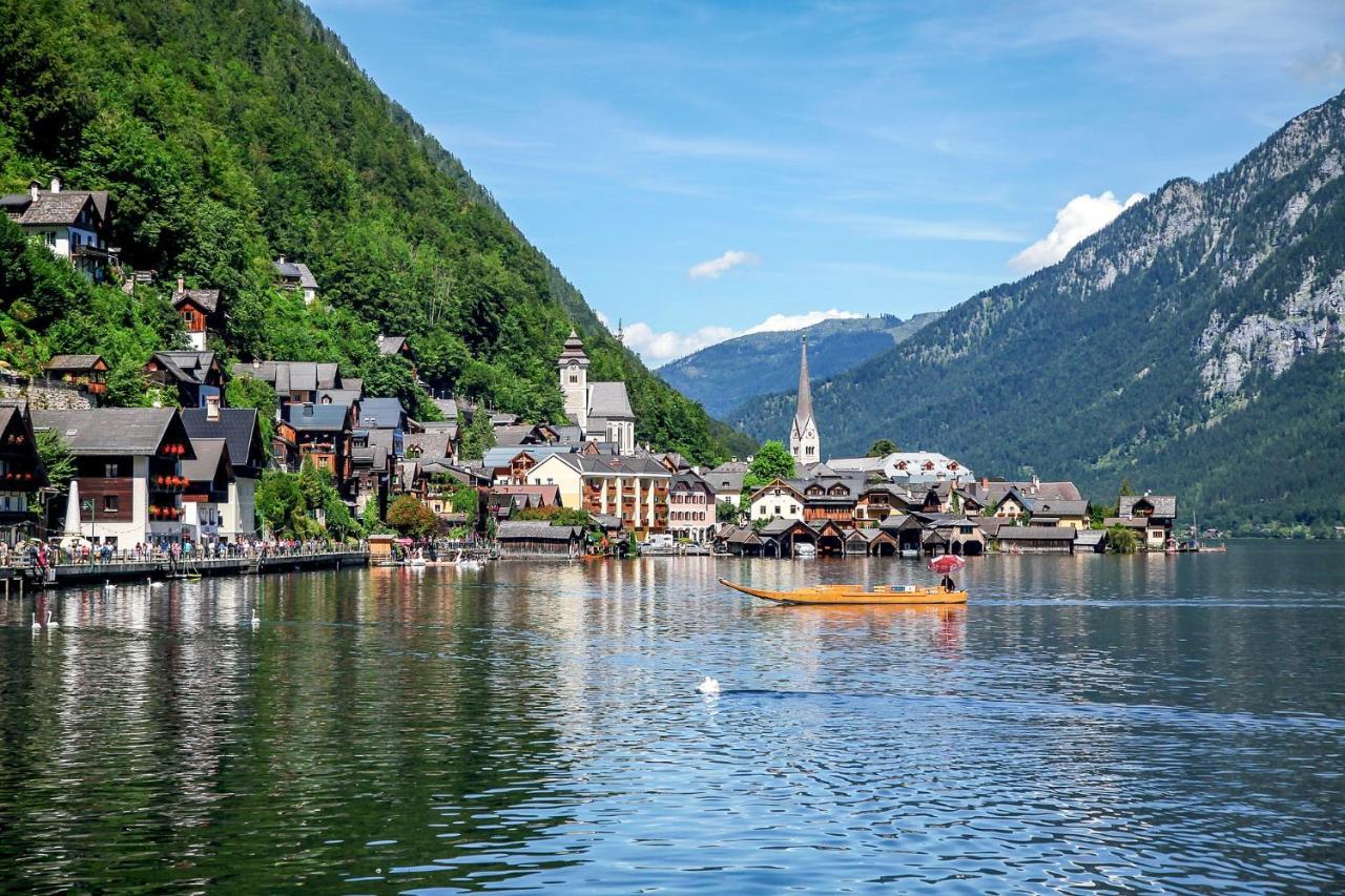 Haus Am Hof - 15Th Century House At The Lake, Near The Marketplace, With A Balcony Hallstatt Extérieur photo