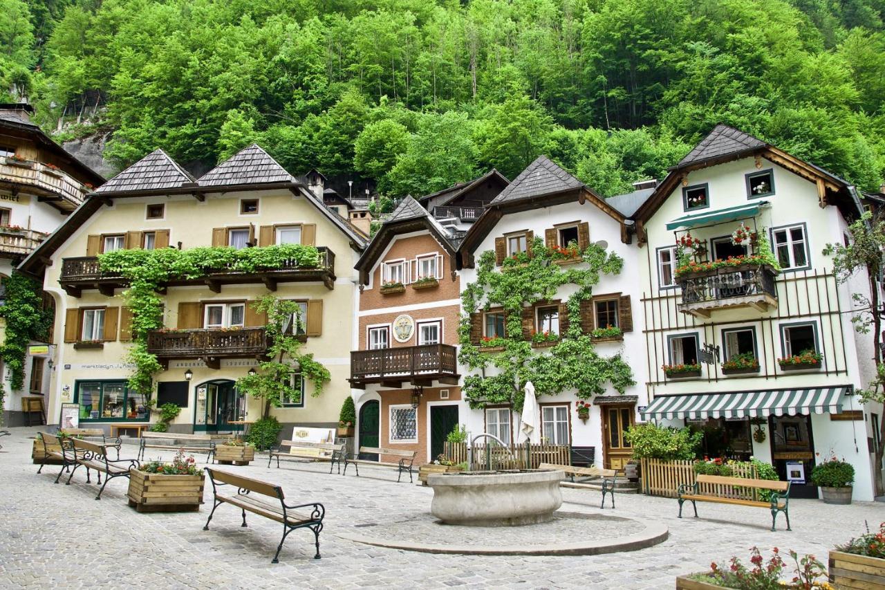 Haus Am Hof - 15Th Century House At The Lake, Near The Marketplace, With A Balcony Hallstatt Extérieur photo