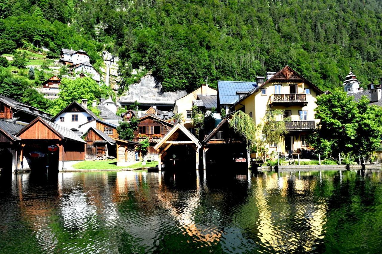 Haus Am Hof - 15Th Century House At The Lake, Near The Marketplace, With A Balcony Hallstatt Extérieur photo